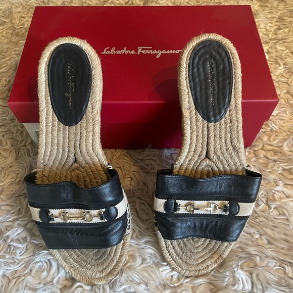 Salvador Ferragamo Lambskin slides size 9.5 - Picture 2 of 6